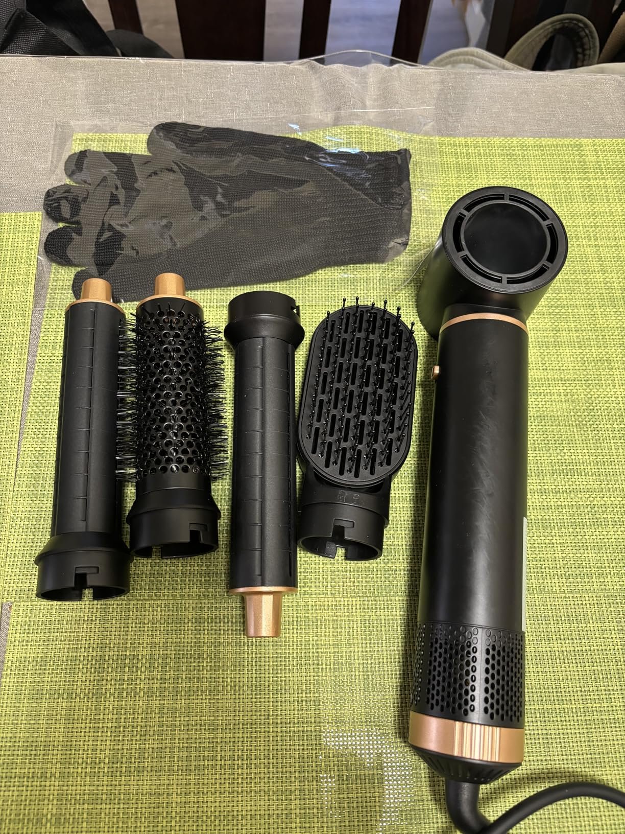 Amazing 5-in-1 Hair Dryer!