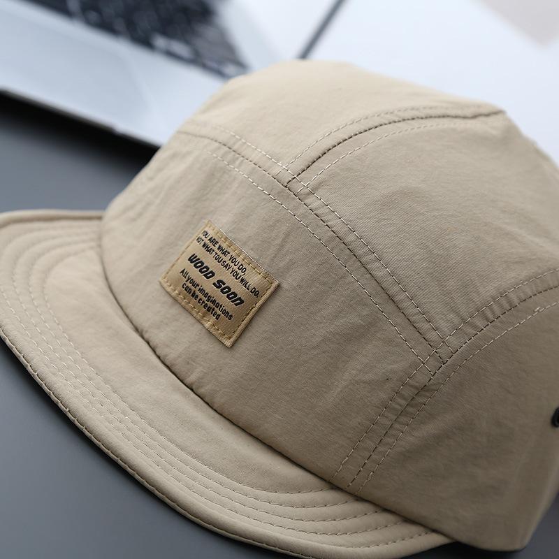 Quick-dry polyester snapback comfort detail