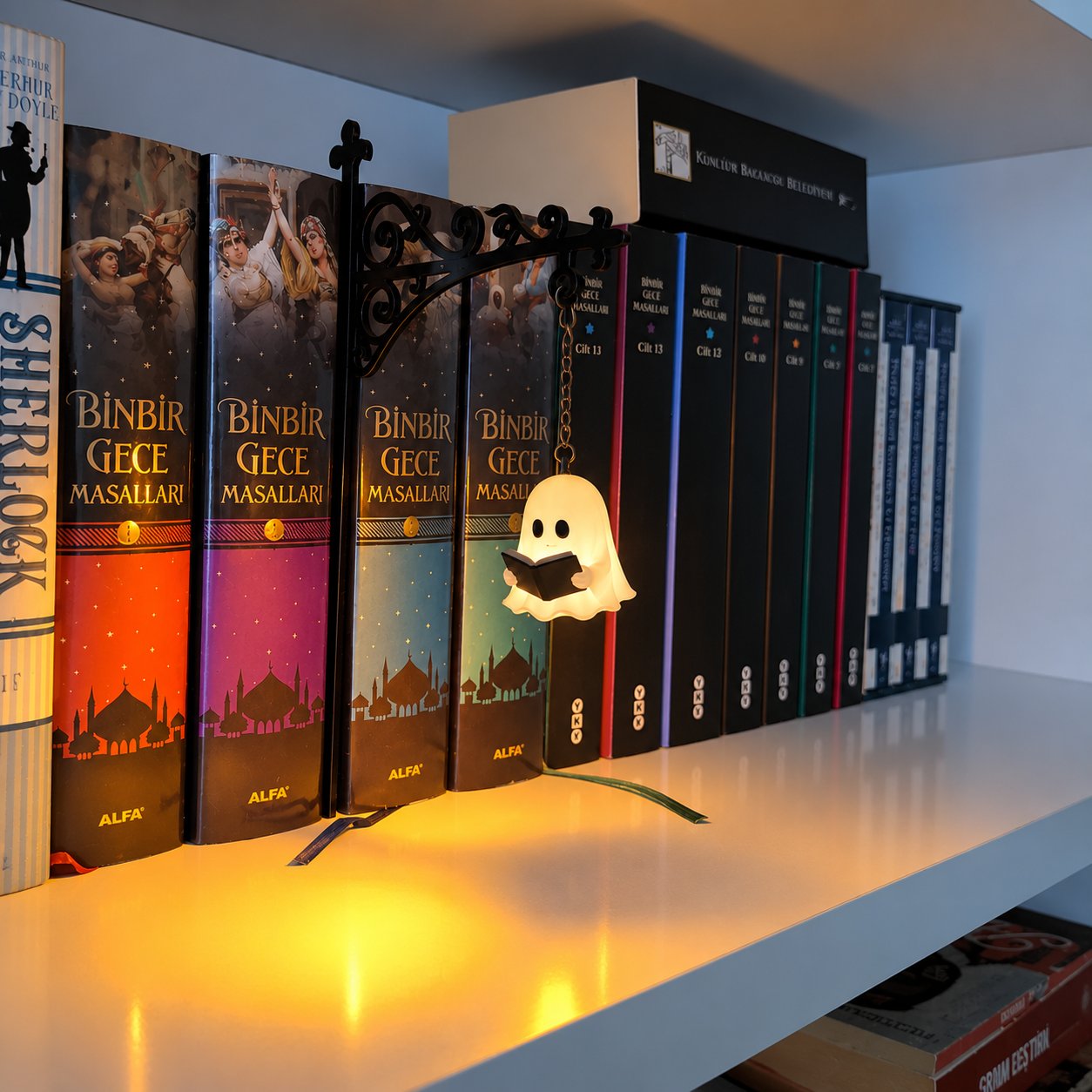 Ghost Bookshelf Lantern warm light decor