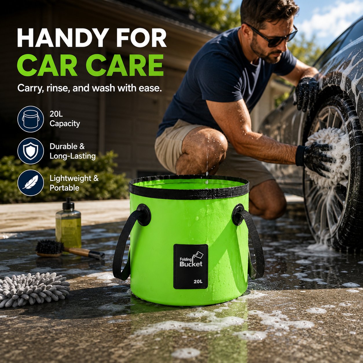 Portable folding bucket for fishing