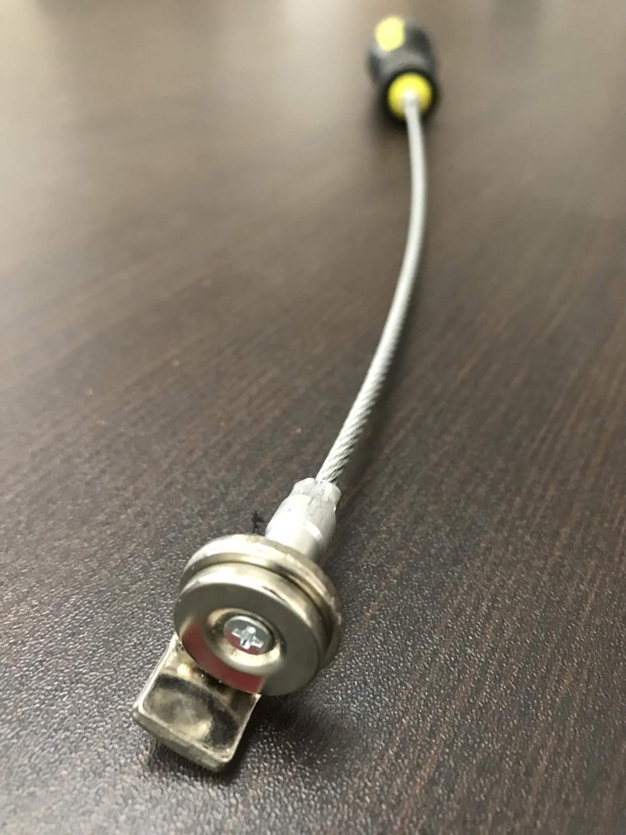 Simple Tool, Strong MagnetâNo More Hot Oil Burns
