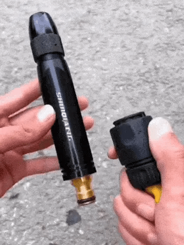 Durable metal water nozzle