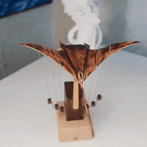 Handcrafted Walnut Manta Ray Automaton – The Ocean’s Silent Glider🎁Buy 2  Free Shipping✈️
